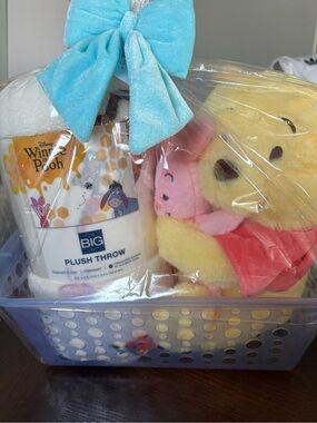 Disney Yellow Winnie the Pooh Plush with Pink Piglet & Strawberry Plush Throw